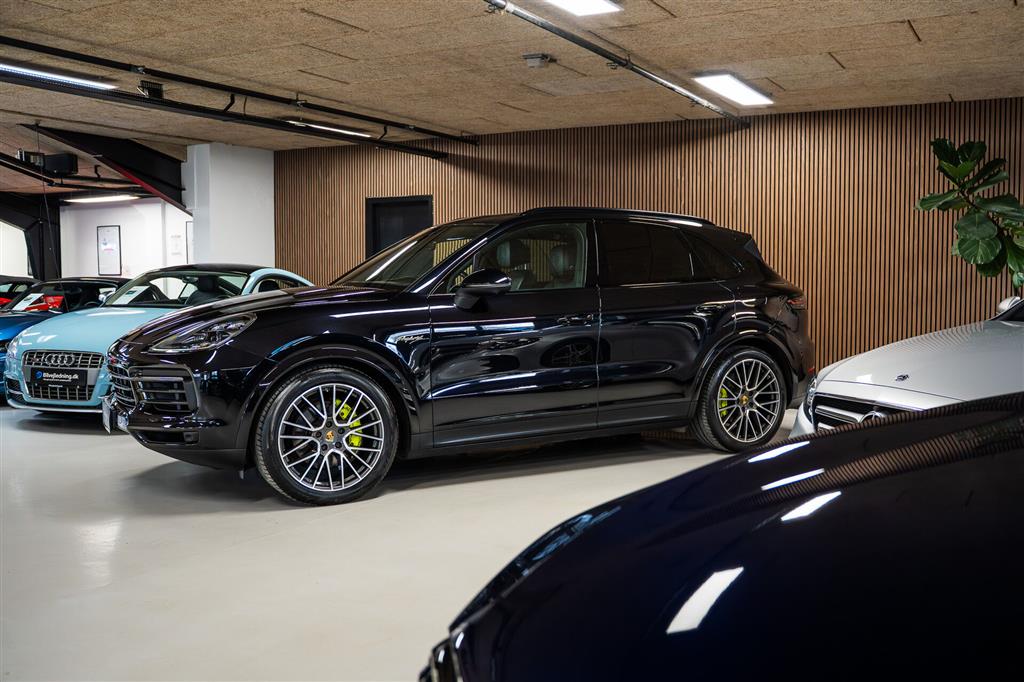 Porsche Cayenne 3,0 4WD Tiptr. 340HK 5d 8g Aut. – Miniature 2