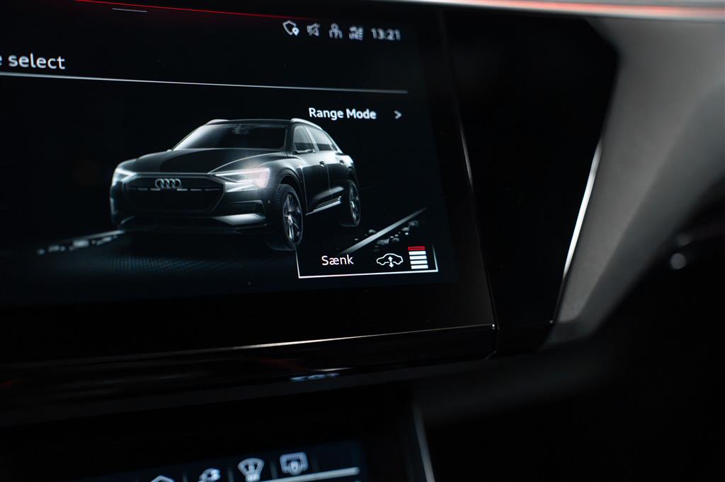 Audi E-tron 55 S Line Quattro 408HK 5d Aut. – Miniature 15