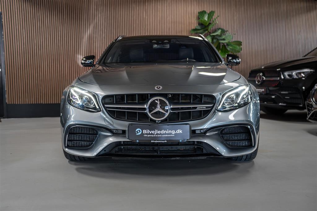 Mercedes-Benz E63 AMG S T 4,0 V8 4Matic 612HK Stc 9g Aut. – Miniature 2