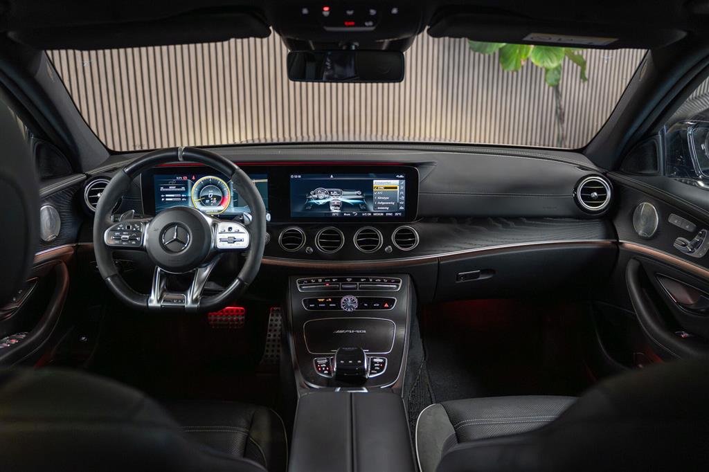 Mercedes-Benz E63 AMG S T 4,0 V8 4Matic 612HK Stc 9g Aut. – Miniature 14