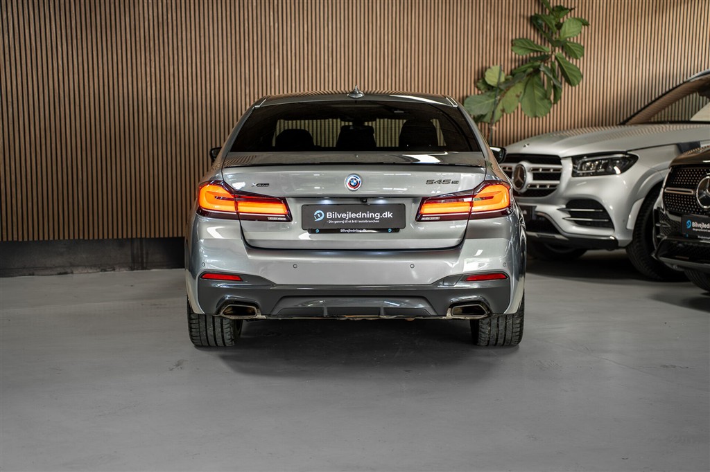 BMW 545e 3,0 Plugin-hybrid M-Sport XDrive Steptronic 395HK 8g Aut. – Miniature 5