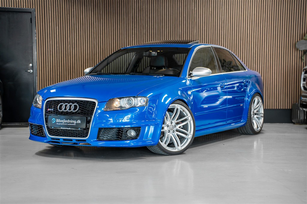 Audi RS 4 4,2 Quattro 420HK 6g