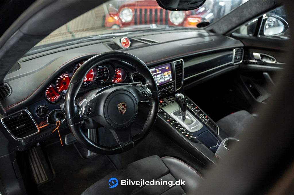 Porsche Panamera GTS 4,8 PDK 429HK 5d 6g Aut. – Miniature 11