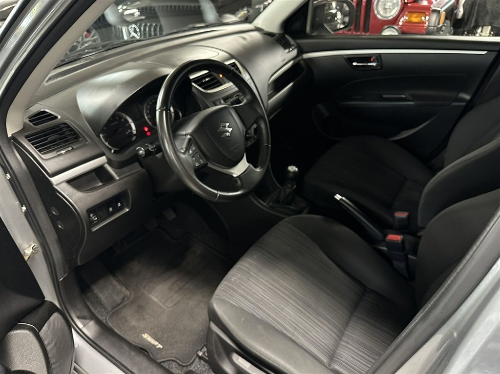 Suzuki Swift 1,2 Dualjet 16V Comfort 90HK 5d – Miniature 10